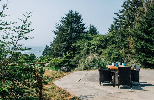 Smith River House | Forever ocean view!