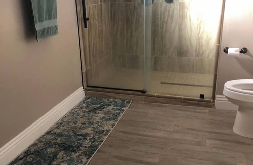Springville Apartment | Forget your worries in this serene country guest house.