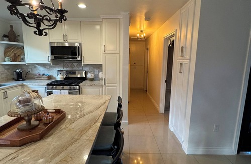 North Clairemont House | French style home w/pool, Jacuzzi & home office