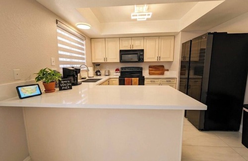 Villa Bonita Estates House | Full Home With Attached Casita!