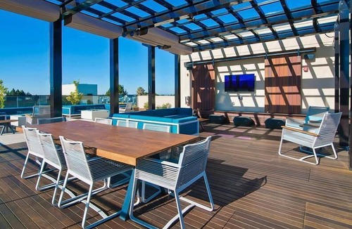 Shoreline West Apartment | Fully Furnished 1BR | Kitchen & Laundry | Pool | Mountain View