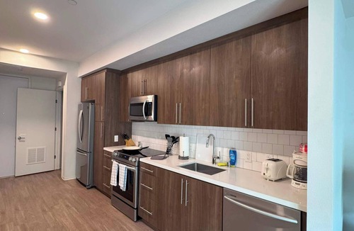 Marina District Apartment | Fully Furnished 1BR Downtown w/Wi-Fi Parking
