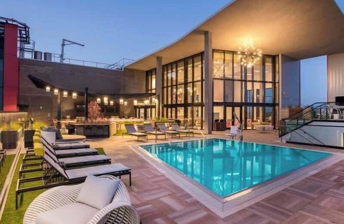 East Village Apartment | Fully Furnished 1BR Downtown w/Wi-Fi Parking