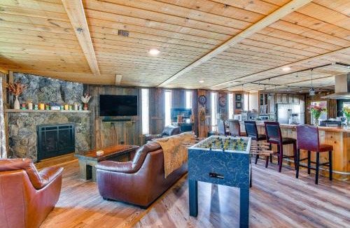 Stateline House | Game Room, Mtn Views! Unit 1 Mi to Heavenly Resort