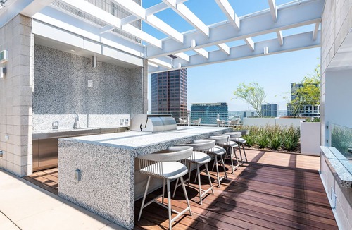 Downtown Los Angeles Apartment | Glass Loft Skyline Views + Terrace