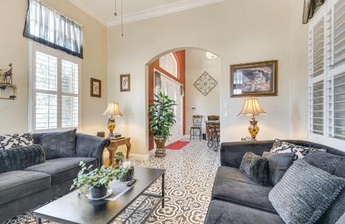 Atwater Apartment | Golf, Fish & More: Cozy ‘Safari Unit’ in Atwater!