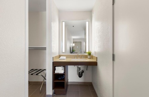 Camarillo Hotel | Good Nite Inn Camarillo