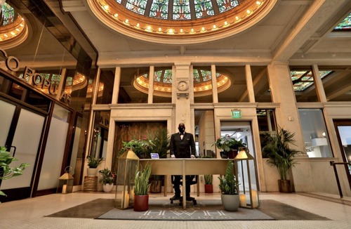 Historic Core House | Gorgeous 2 Bedroom in Downtown Los Angeles!