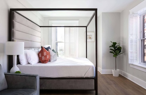 Gaslamp Quarter Hotel | Gorgeous 2BR Gaslamp | Modern Comfort | Walkable