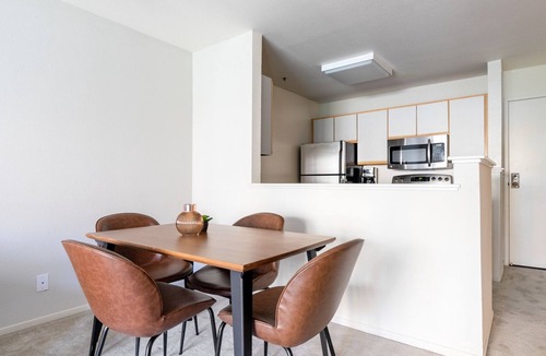 South Beach Apartment | Gorgeous South Beach 2BR w/Pool, Spa, nr. AT&T Park, by Blueground