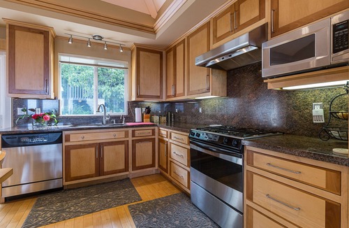 Sugarloaf House | Great Home With Views Of S.F. Bay