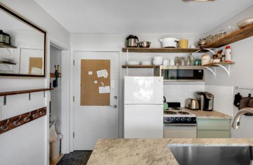 Bear Valley Apartment | Great Location Corner Condo - Tamarack #10 Pets Ok