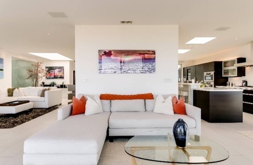 Playa Del Rey House | Great modern house with amazing views close to the beach