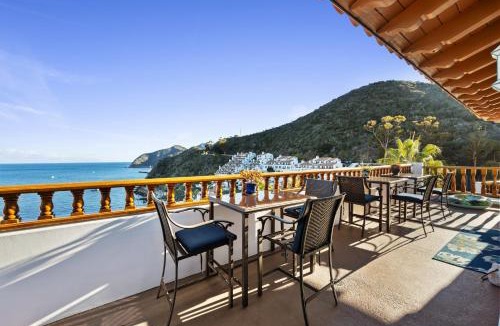 Avalon House | H1869 - Hamilton Cove Villa 18-69