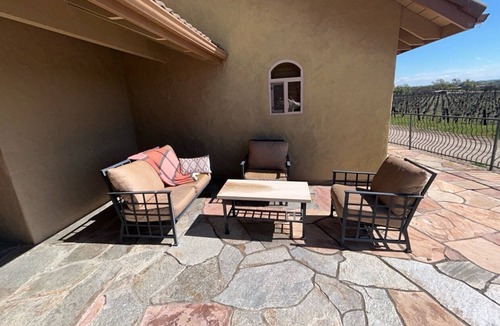 Paso Robles House | Hacienda in Solitude Vineyard | Private Paso Robles Wine Retreat with Views
