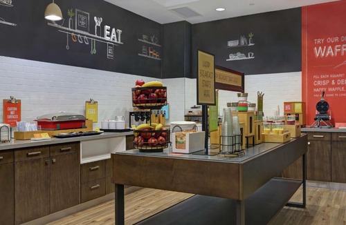Peterborough Hotel | Hampton Inn Peterborough