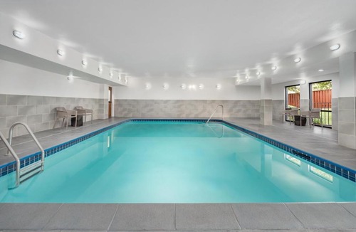 Tracy Hotel | Hampton Inn Tracy