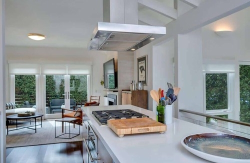 Healdsburg House | Heavenly Hideaway - Wine Tastings Included