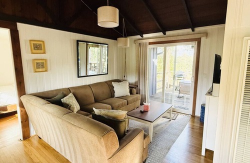 Amesti House | Hidden Lake House With Hot Tub & Views