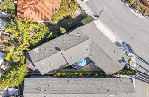 San Clemente House | Hideaway ALL Walk to the Beach Downtown AC