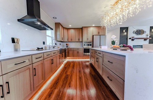 Valle Lindo House | Hilltop Luxury Estate with Panoramic Views in Gated Community