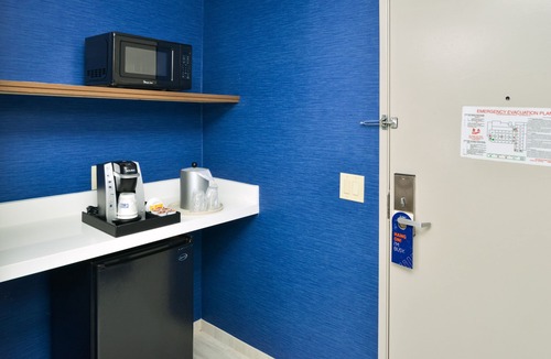 Westlake Hotel | Holiday Inn Express & Suites Los Angeles Downtown West by IHG