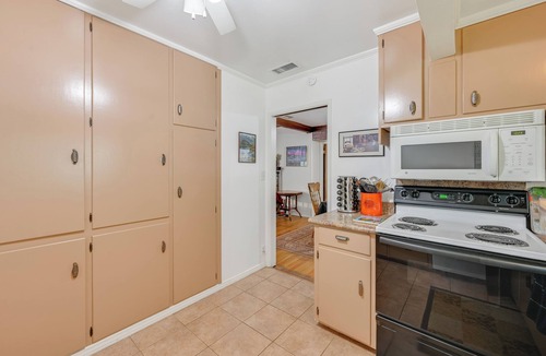 Julian House | Home 3 Mi to Main St Julian: Great for Groups!