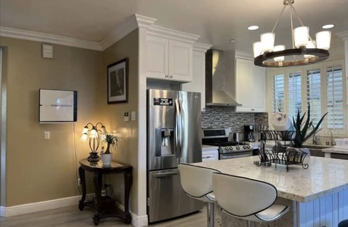 Baldwin Park House | Home 4B2.5B/private TV/4 rooms/Universal studios