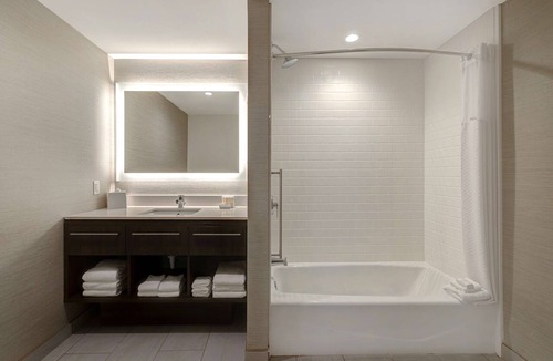Anaheim Resort Hotel | Home2Suites by Hilton Anaheim Resort