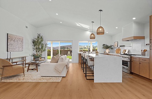 Thousand Oaks House | Immaculate 3-bedroom house with HILLTOP VIEWS in Thousand Oaks
