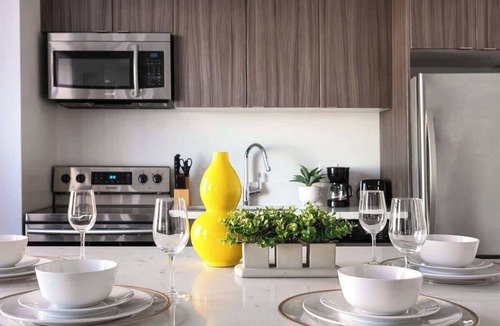 Gaslamp Quarter Hotel | Immerse in Gaslamp Vibes from this Stylish 2BR!