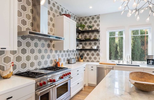 St. Helena House | In-Town Hideaway on Quiet Lane