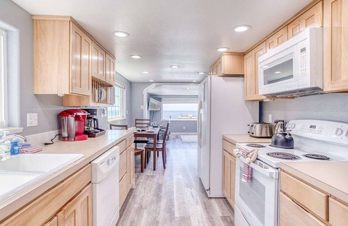 Oceanside House | Incredible Ocean Views Free WiFi Great Location