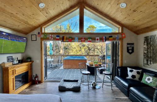 Arrowhead Villas House | Inside Out Cottage Nature | FIFA Ready!