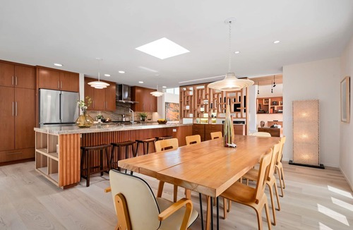 Alta Mesa House | Inviting Retreat Blends Mid-Century Design with Everyday Comfort