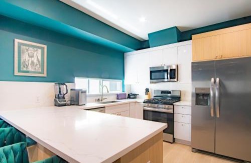 NoHo Arts District House | Jardin Noir at Case Collective