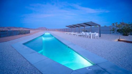 Landers House | Jiro West - Private Pool & Stargazing Retreat