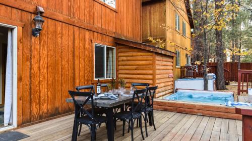 Summit Estates House | Jumper by AvantStay