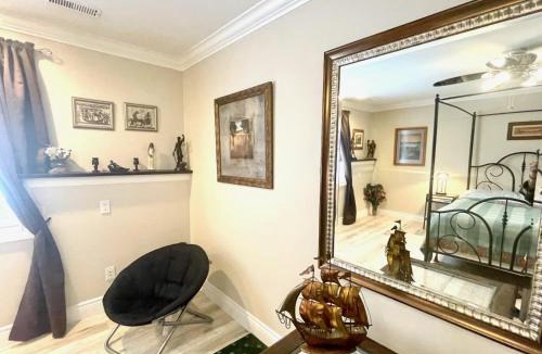 Hamilton Township House | Khan’s Resort
