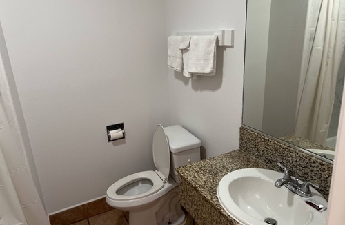 Park Mesa Heights Hotel | KING MOTEL