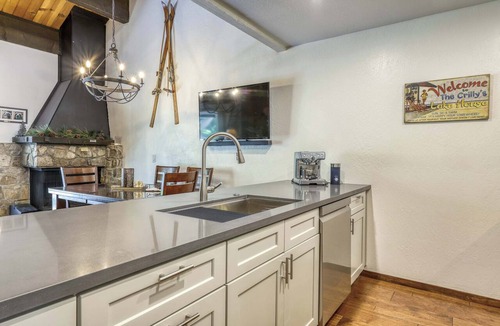 Kings Beach House | Kings Beach Creekside Retreat