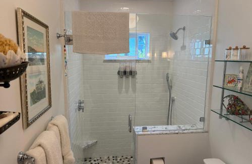 Village of La Jolla Apartment | La Jolla Carriage House