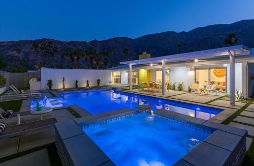 Vista Las Palmas House | La Joya Moderna