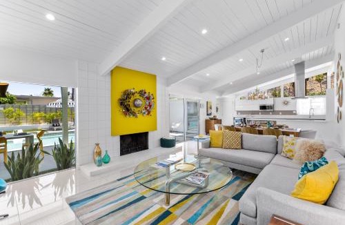 Vista Las Palmas House | La Joya Moderna