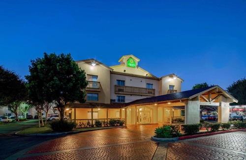 East Irvine Hotel | La Quinta Inn & Suites by Wyndham Irvine Spectrum