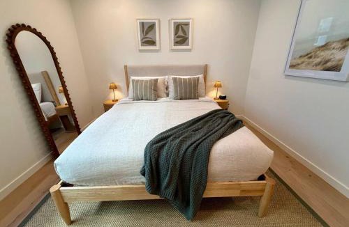 The Strand House | LA STR MB 13th Place