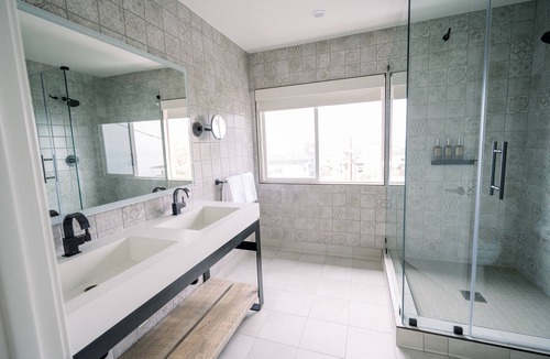 Laguna Beach Hotel | Laguna Surf Lodge by SCP Hotels