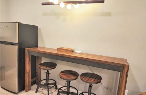 North Lakeport Apartment | Lake Front Oasis-On the Lake/Pier/Full Kitchen Lakeport Room #2