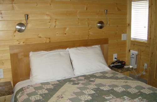 Nicolaus Resort | Lake Minden Camping Resort Cottage 6