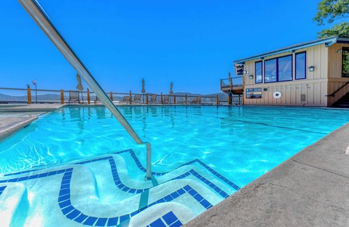Brockway Condo | Lake Tahoe Vacation Rental w/Patio & Pool Access